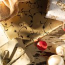 Weihnachtspapier Gold mit schwarzen Arabesken, Geschenkpapier, Rolle 0,7 x 10 m